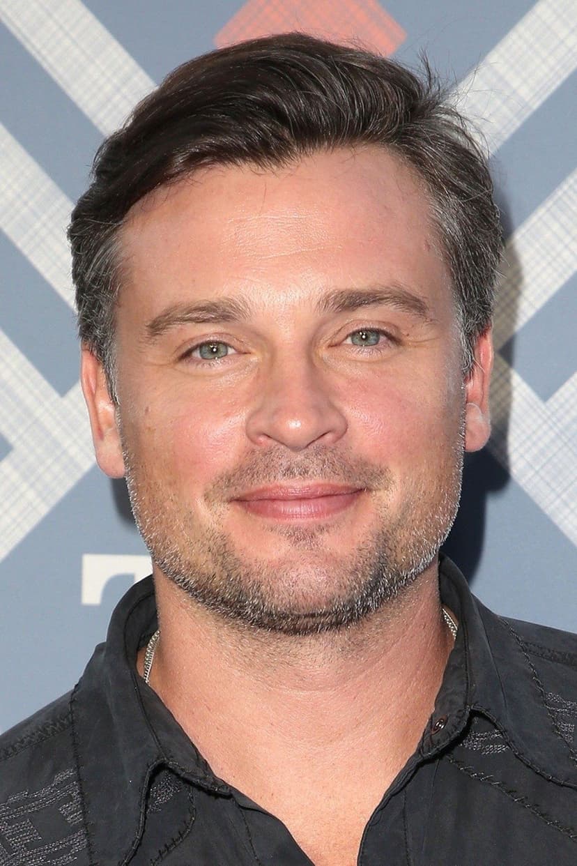 Tom Welling profile