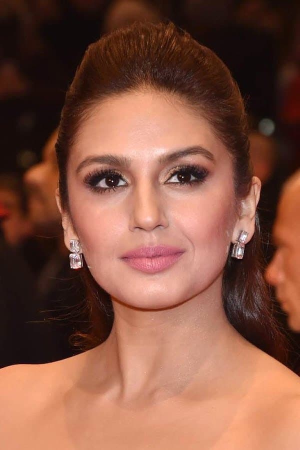 Huma Qureshi profile