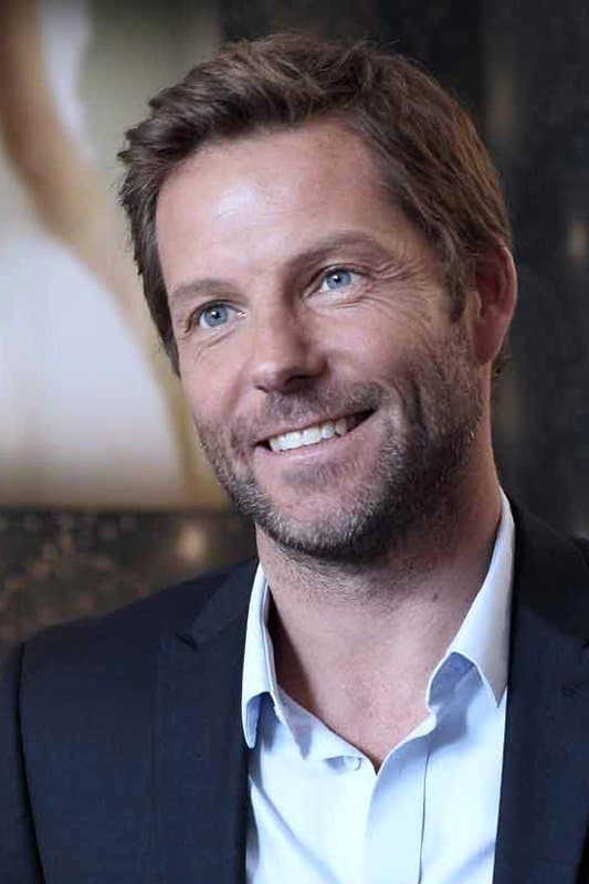 Jamie Bamber profile