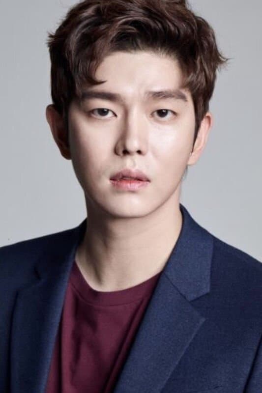 Yoon Kyun-sang profile