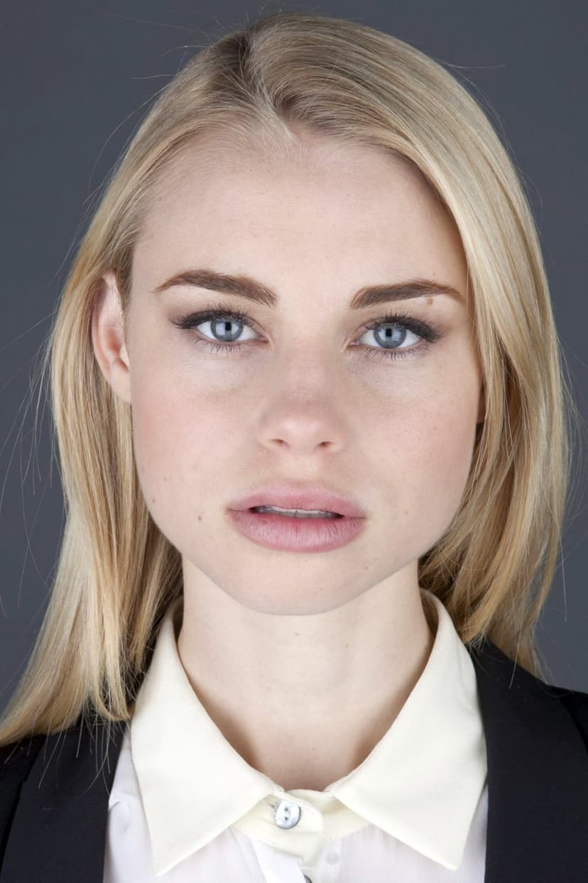 Lucy Fry profile