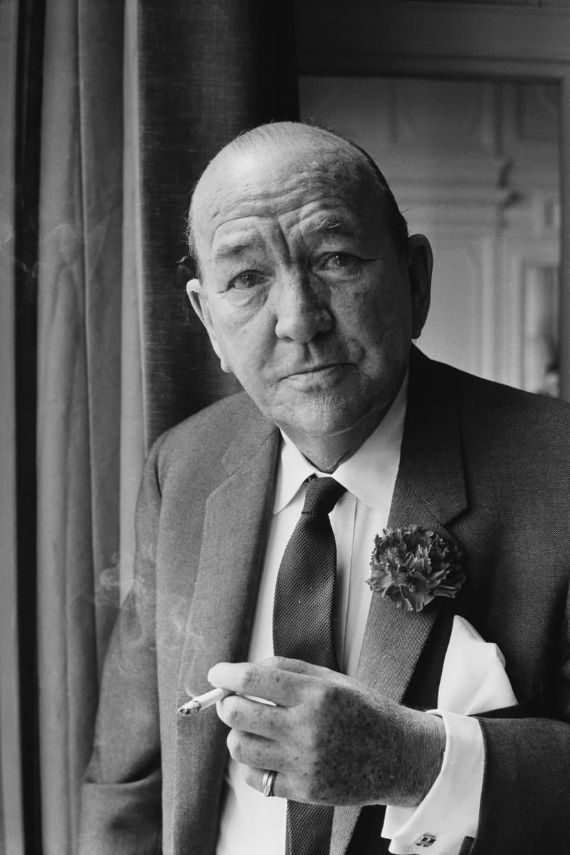 Noël Coward profile