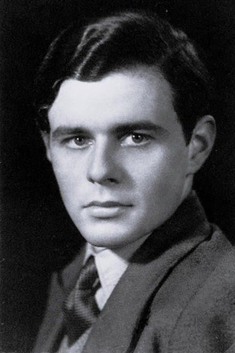 Niall MacGinnis profile