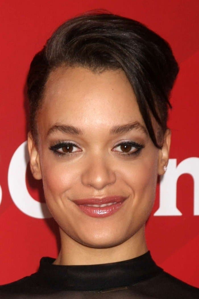 Britne Oldford profile