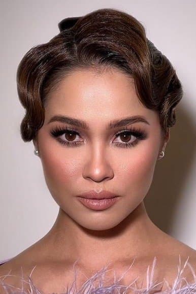 Emma Maembong profile