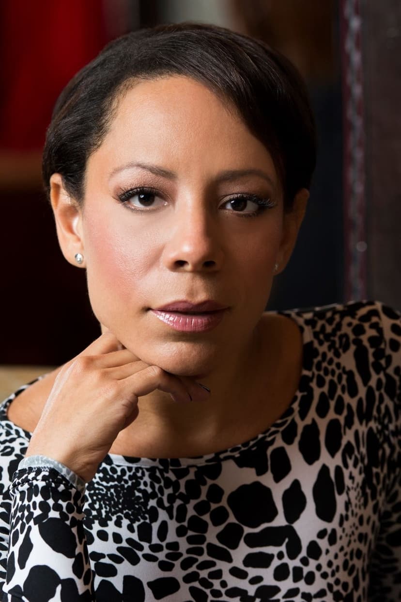 Selenis Leyva profile