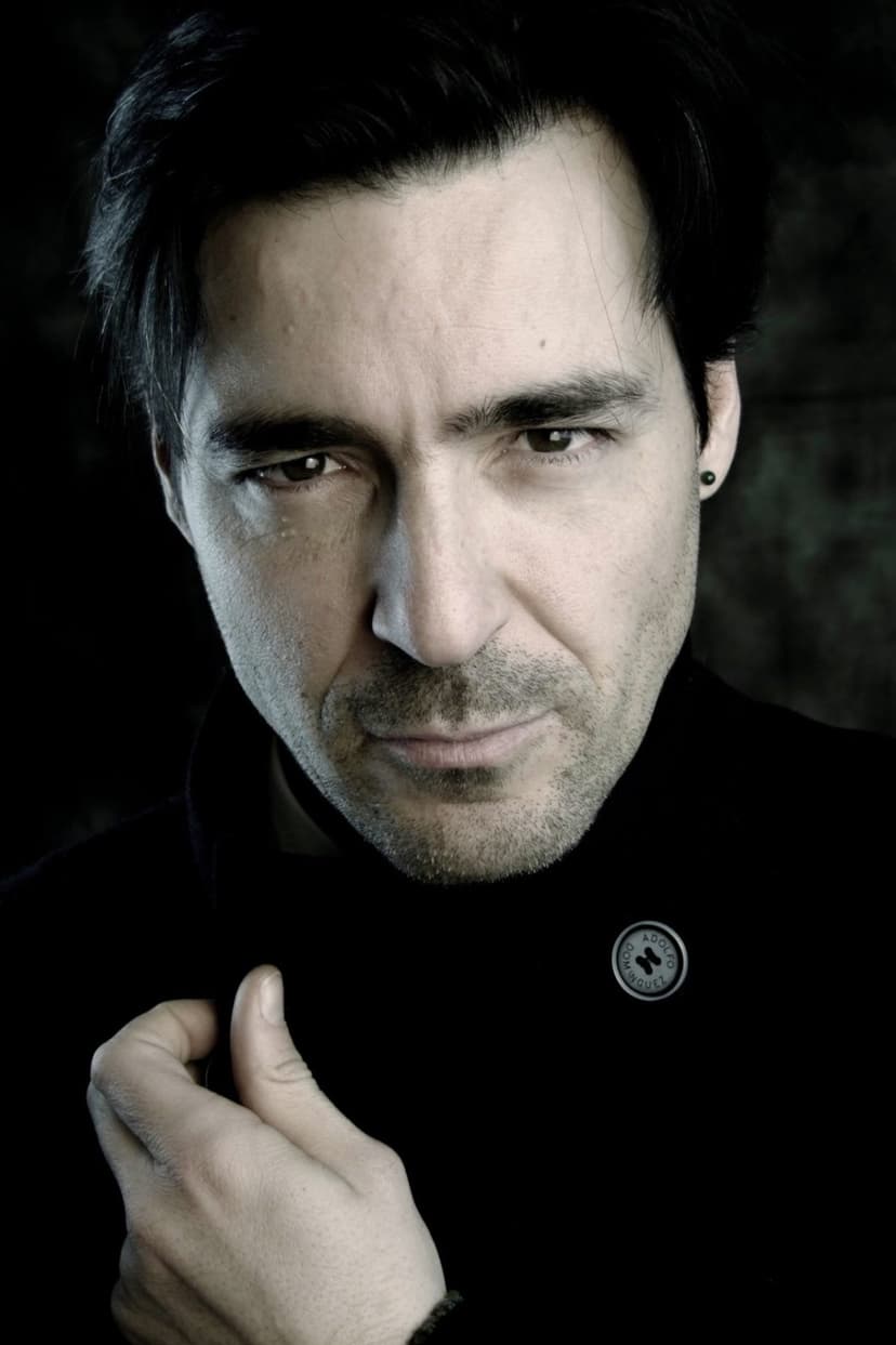 Hugo Nicolau profile