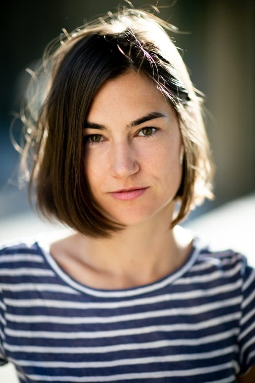Nadine Dubois profile
