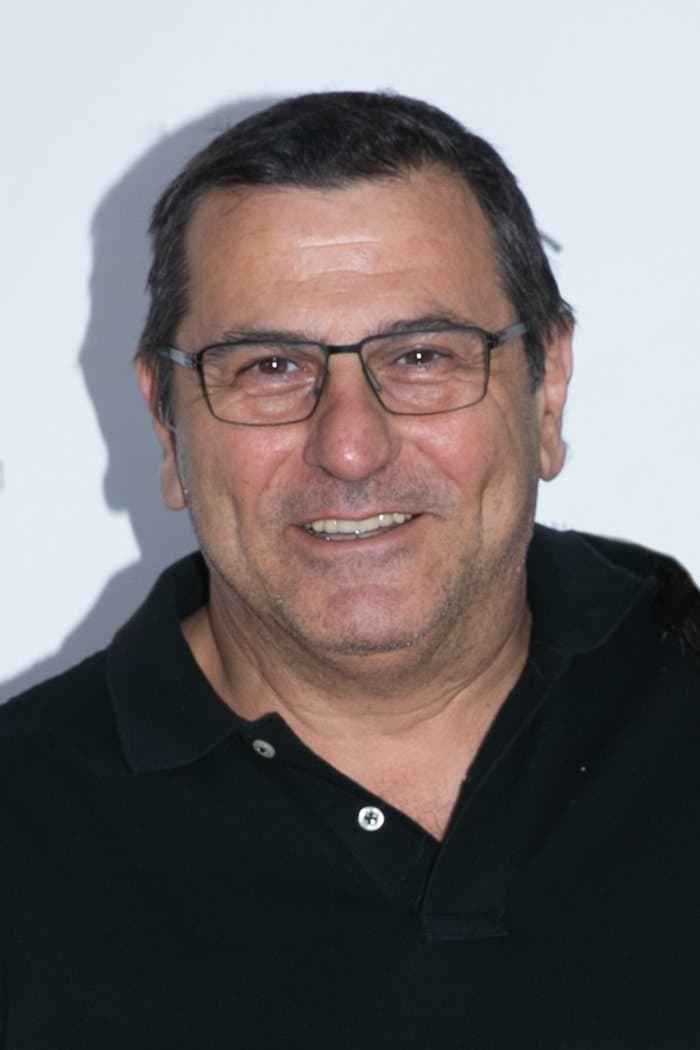 Kostas Apostolidis profile