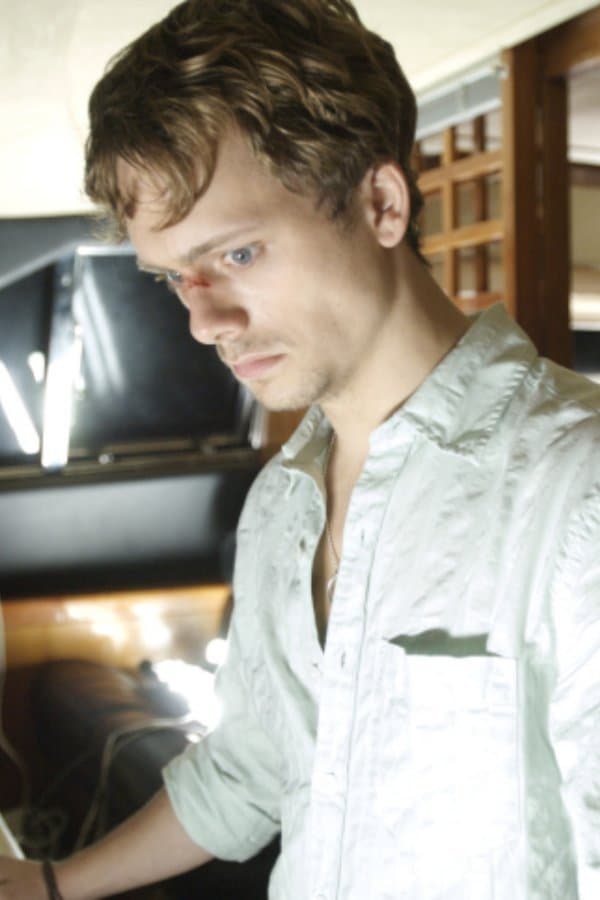 Robert Boulter profile