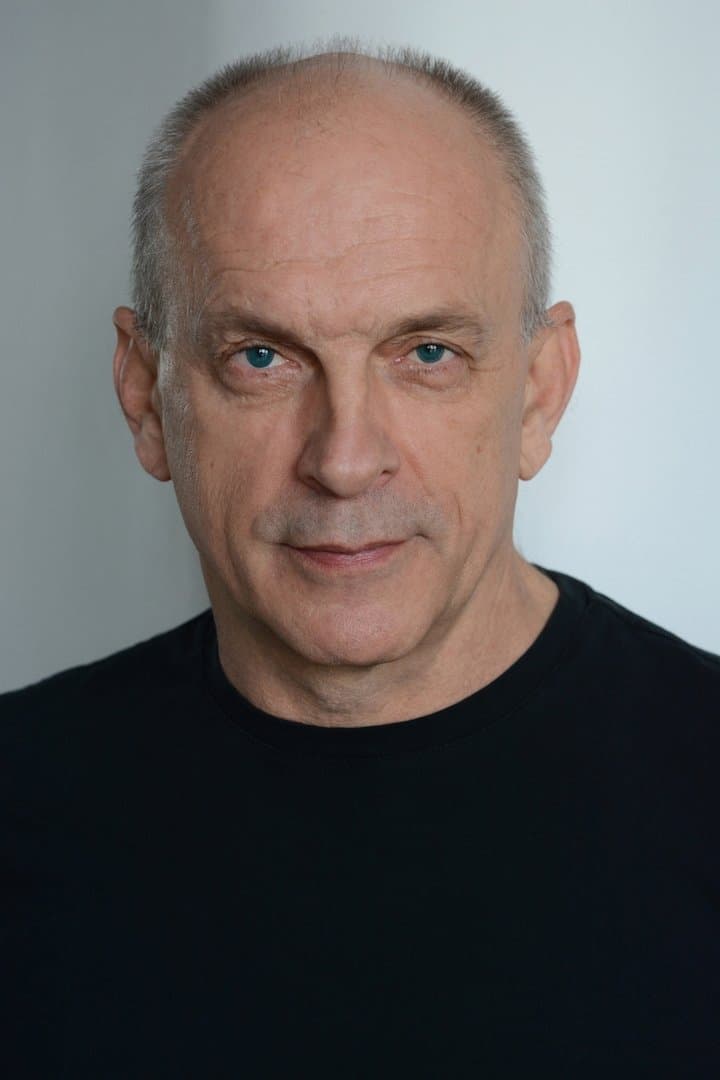 Tomas Arana profile