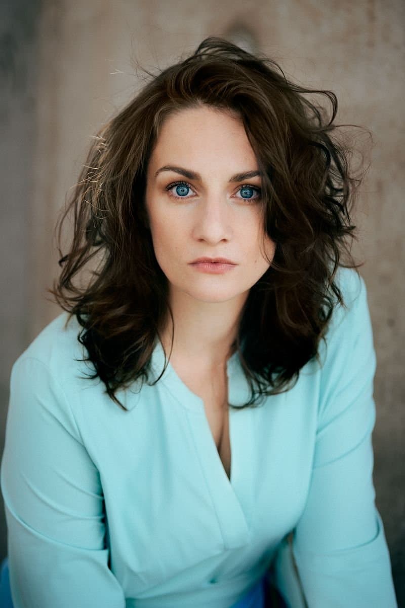 Karoline Teska profile
