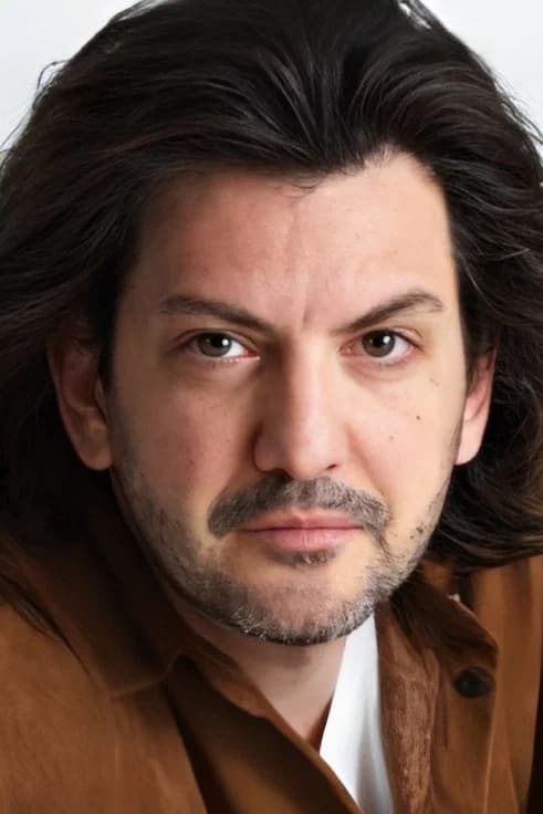 Levent Akkök profile