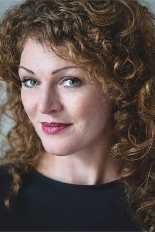 Carrie McLaughlin profile