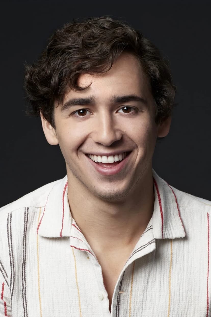 Marcello Hernández profile