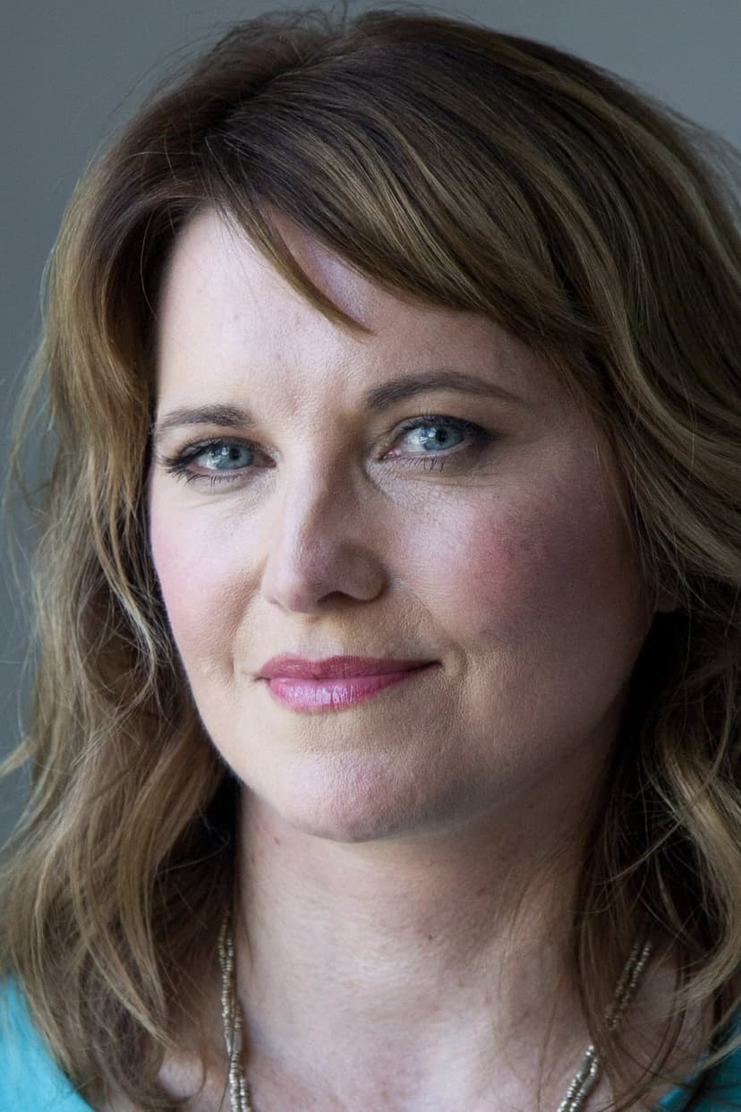 Lucy Lawless profile