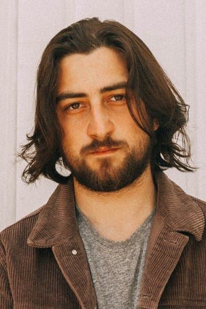 Noah Kahan profile