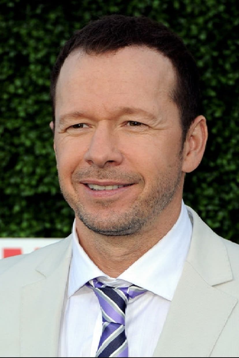 Donnie Wahlberg profile