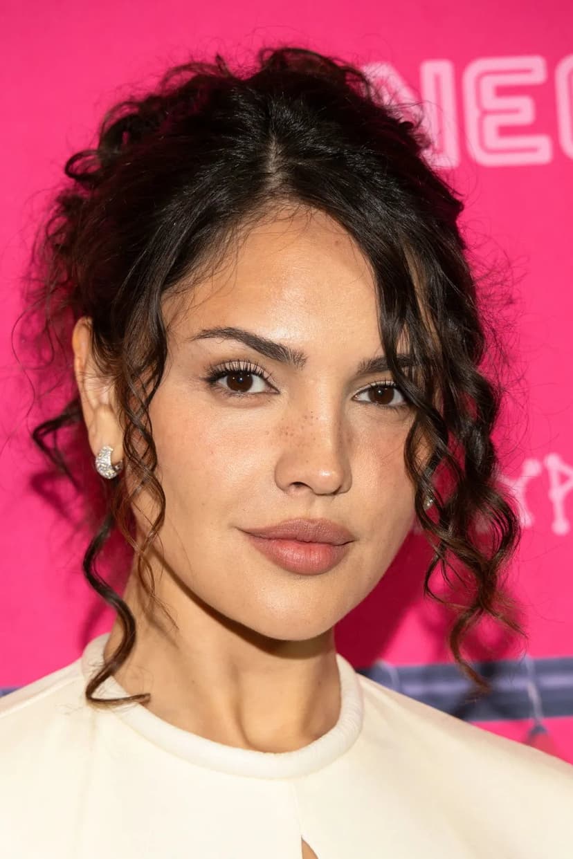Eiza González profile