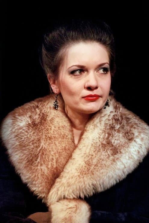 Judit Tarr profile
