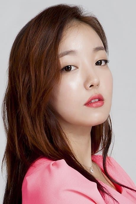 Moon Ji-in profile