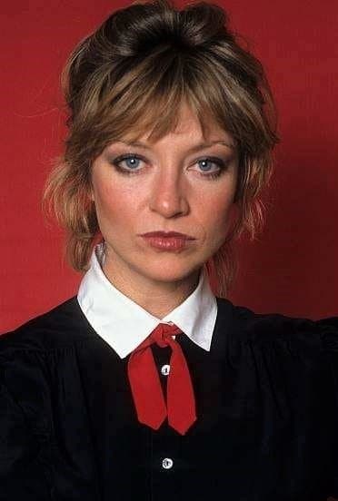 Veronica Cartwright profile