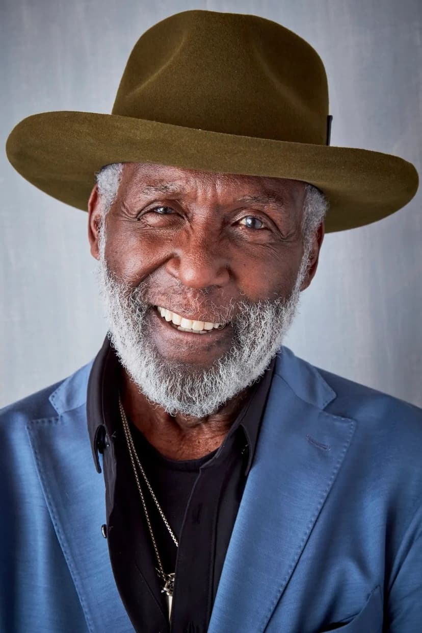 Richard Roundtree profile