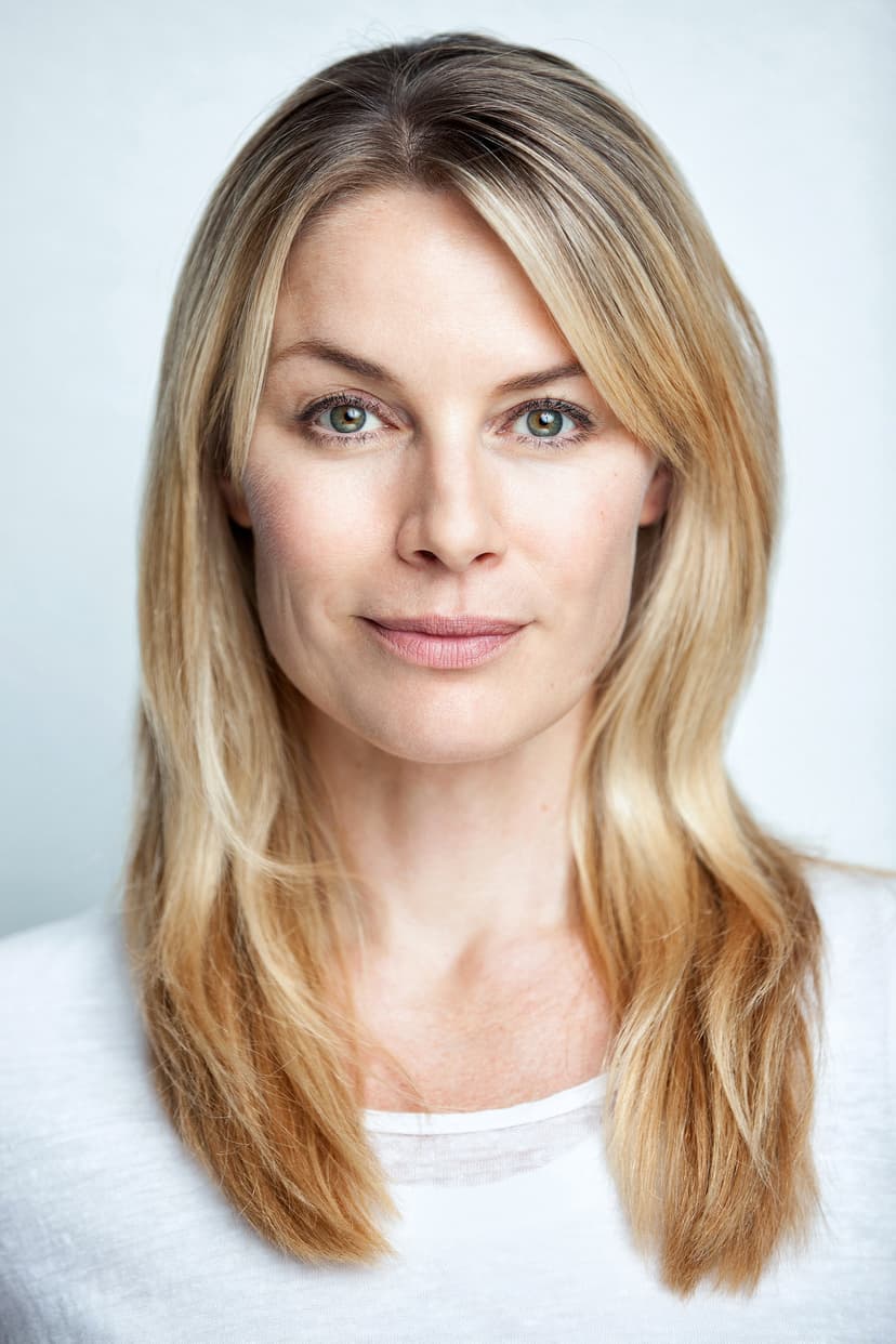 Petra van de Voort profile