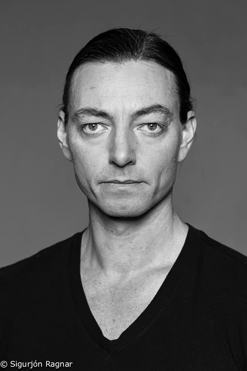 Damon Younger profile