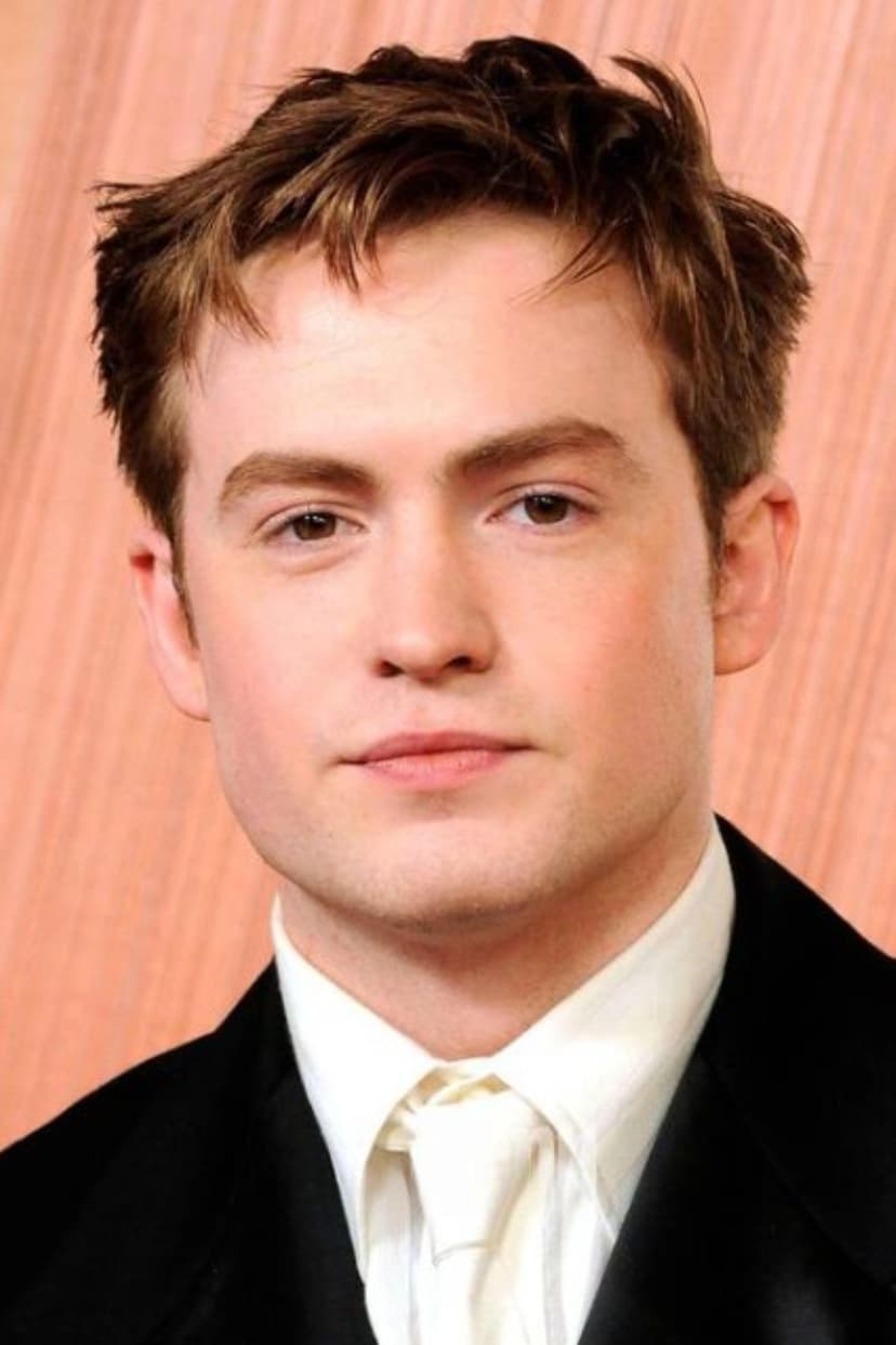 Kit Connor profile