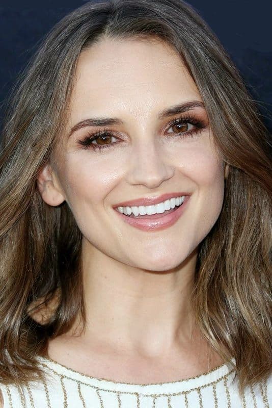 Rachael Leigh Cook profile