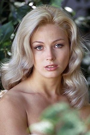 Leigh Christian profile