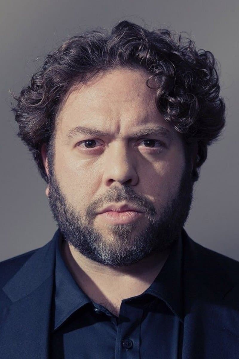 Dan Fogler profile