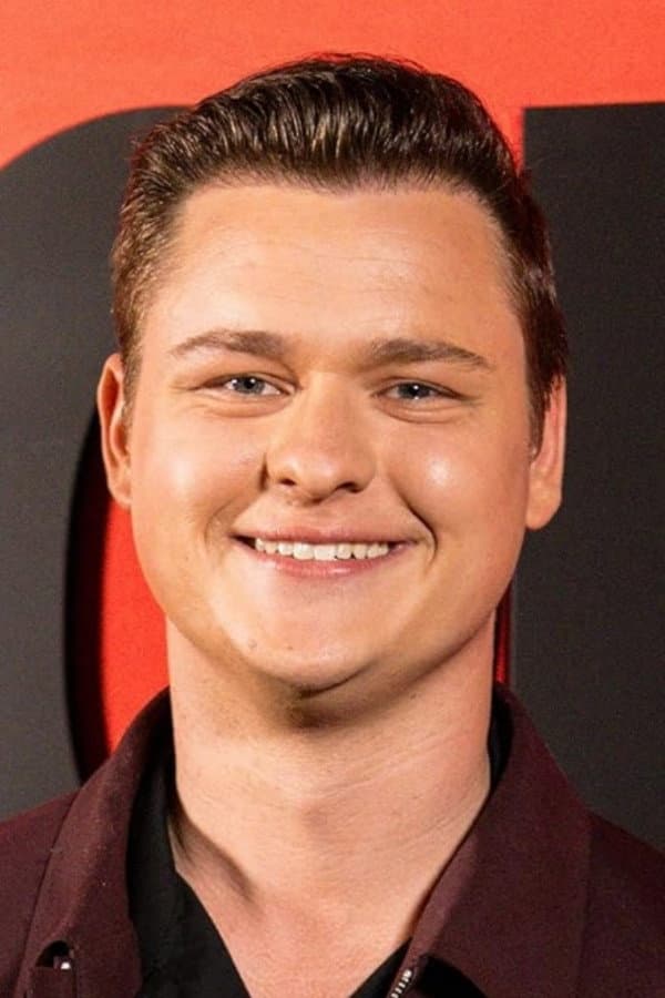 Cooper Tomlinson profile